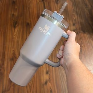 40 ounce Stanley